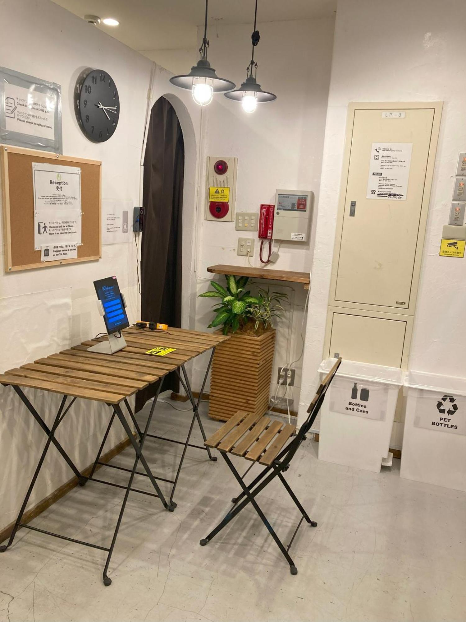 Hostel Lodging Tokyo Ueno Екстер'єр фото